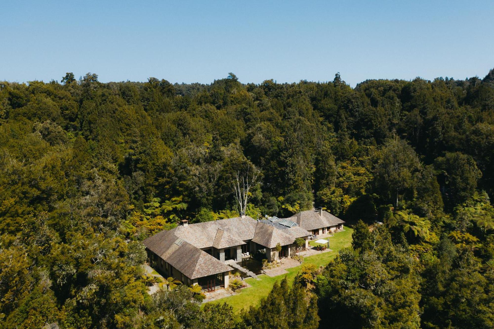 Treetops Lodge & Estate Rotorua Exterior photo